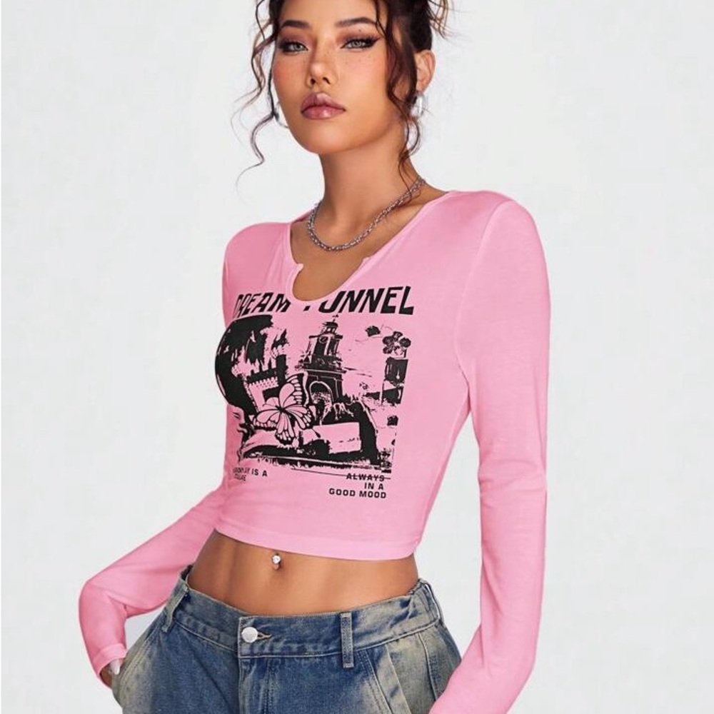 SHEIN Pink Graphic Long Sleeve Crop Top